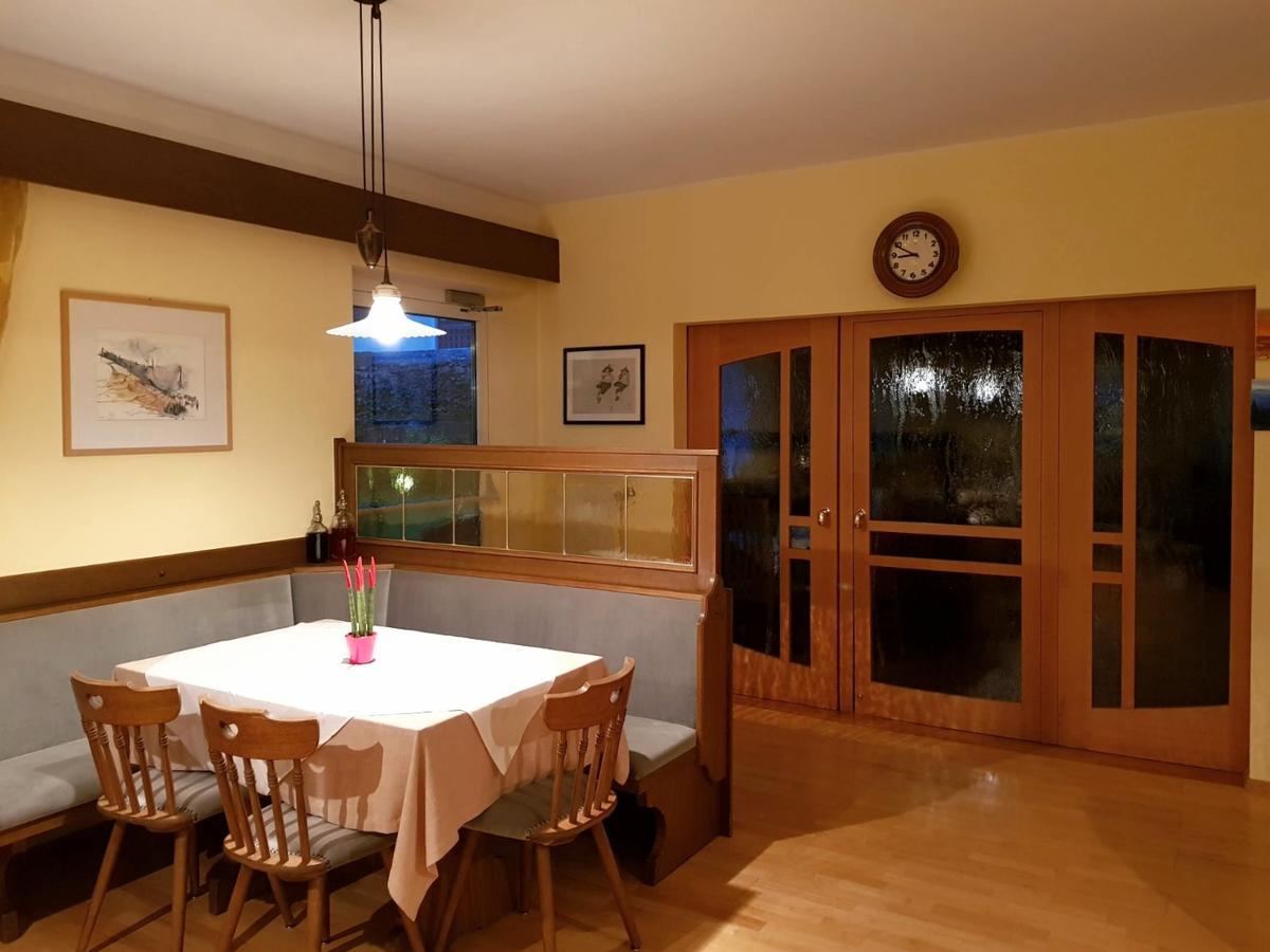 Hotel Pension Schweitzer Silandro Eksteriør billede